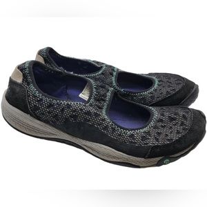 Merrill slip on outdoor shoes
